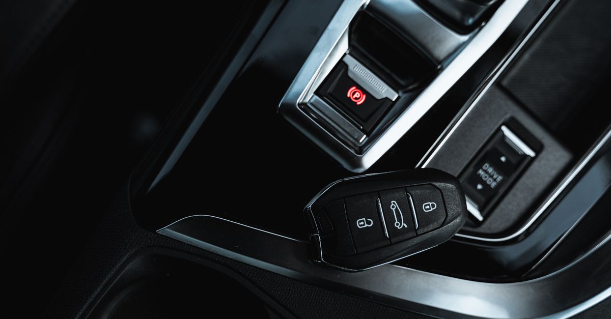 Chevrolet car key fob — Ardsley Locksmith