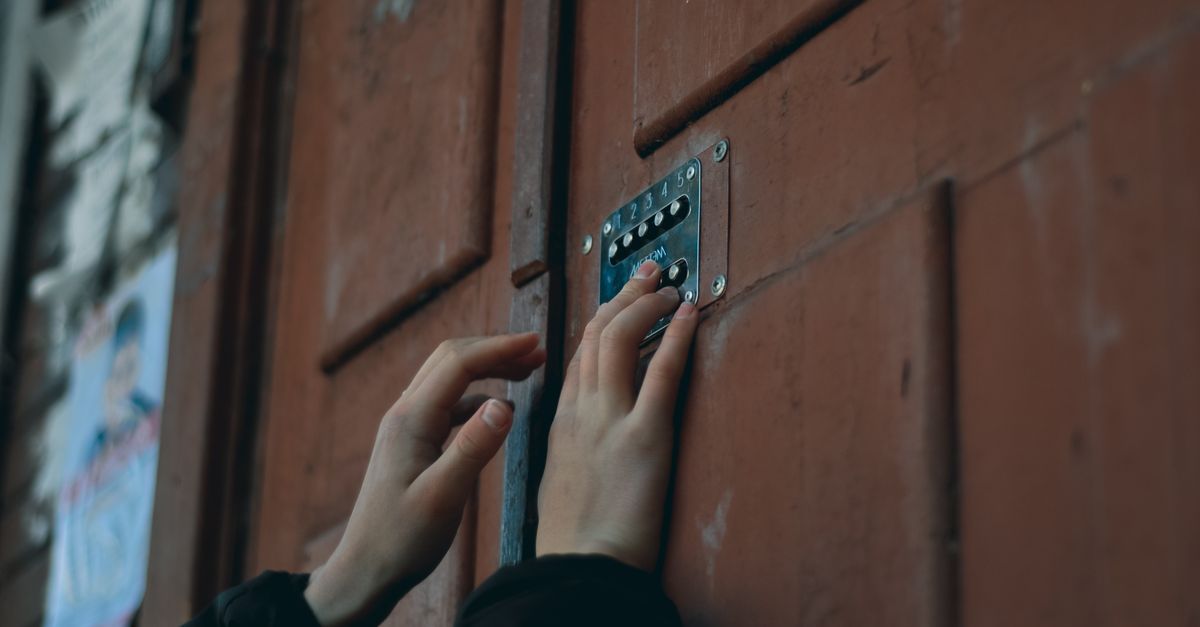 Can a Locksmith Really Open a Locked Door Without Damaging It? — Ardsley Locksmith