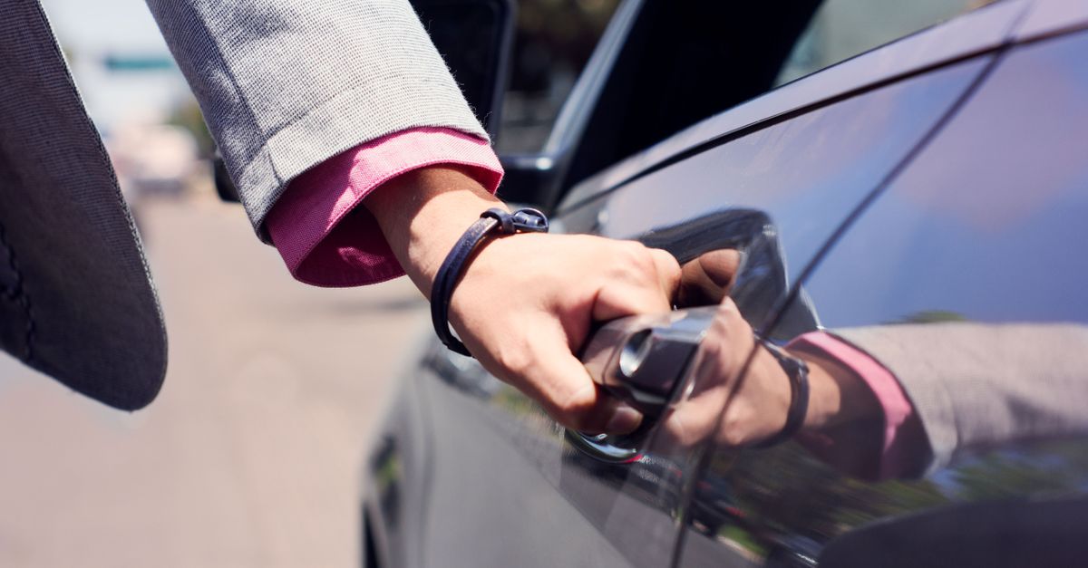 Lost Your Car Key? What Replacement Costs Without a Dealer Trip — Ardsley Locksmith