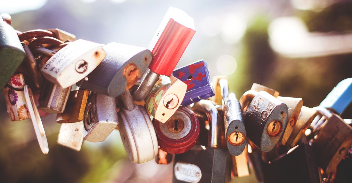 locksmith tools keys — Ardsley Locksmith