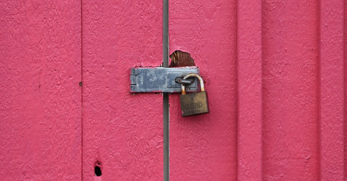 Why Commercial Lock Rekeying Belongs on Every Staff-Change Checklist — Ardsley Locksmith