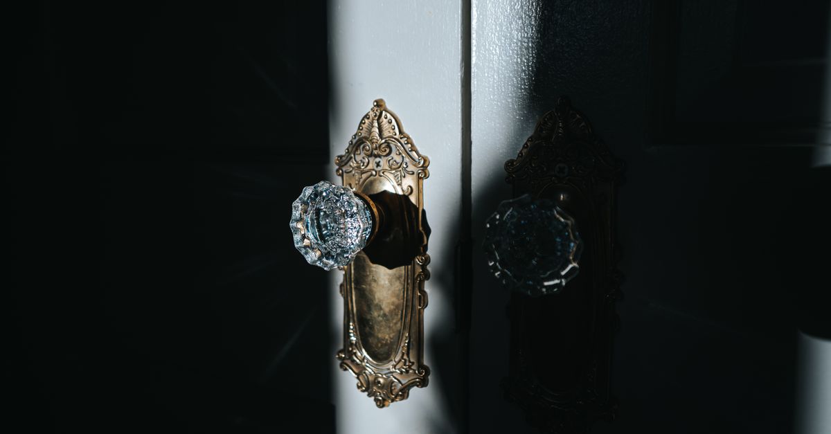 Our Full Door Knob Lock and Hardware Services — Ardsley Locksmith